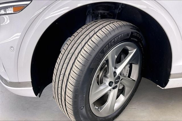Used 2026 Genesis GV70 2.5T Advanced AWD/4WD image 34