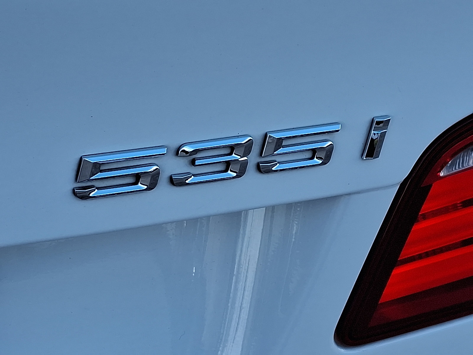 Used 2011 BMW 535i xDrive Sedan image 33