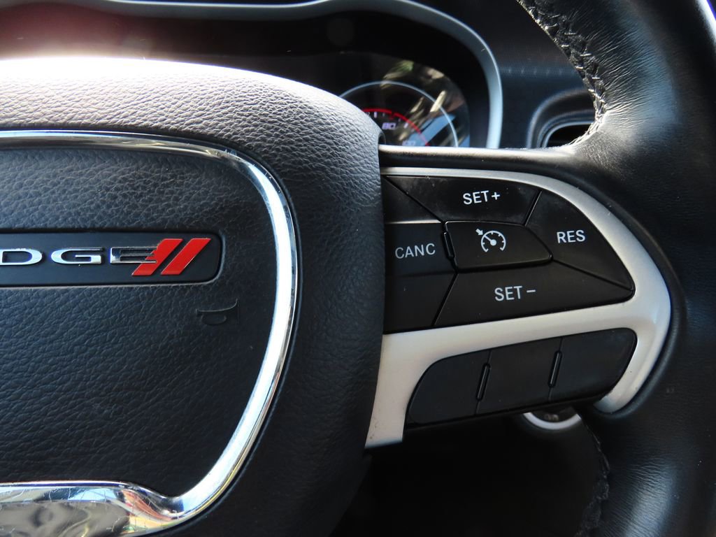 Used 2016 Dodge Charger SXT image 33