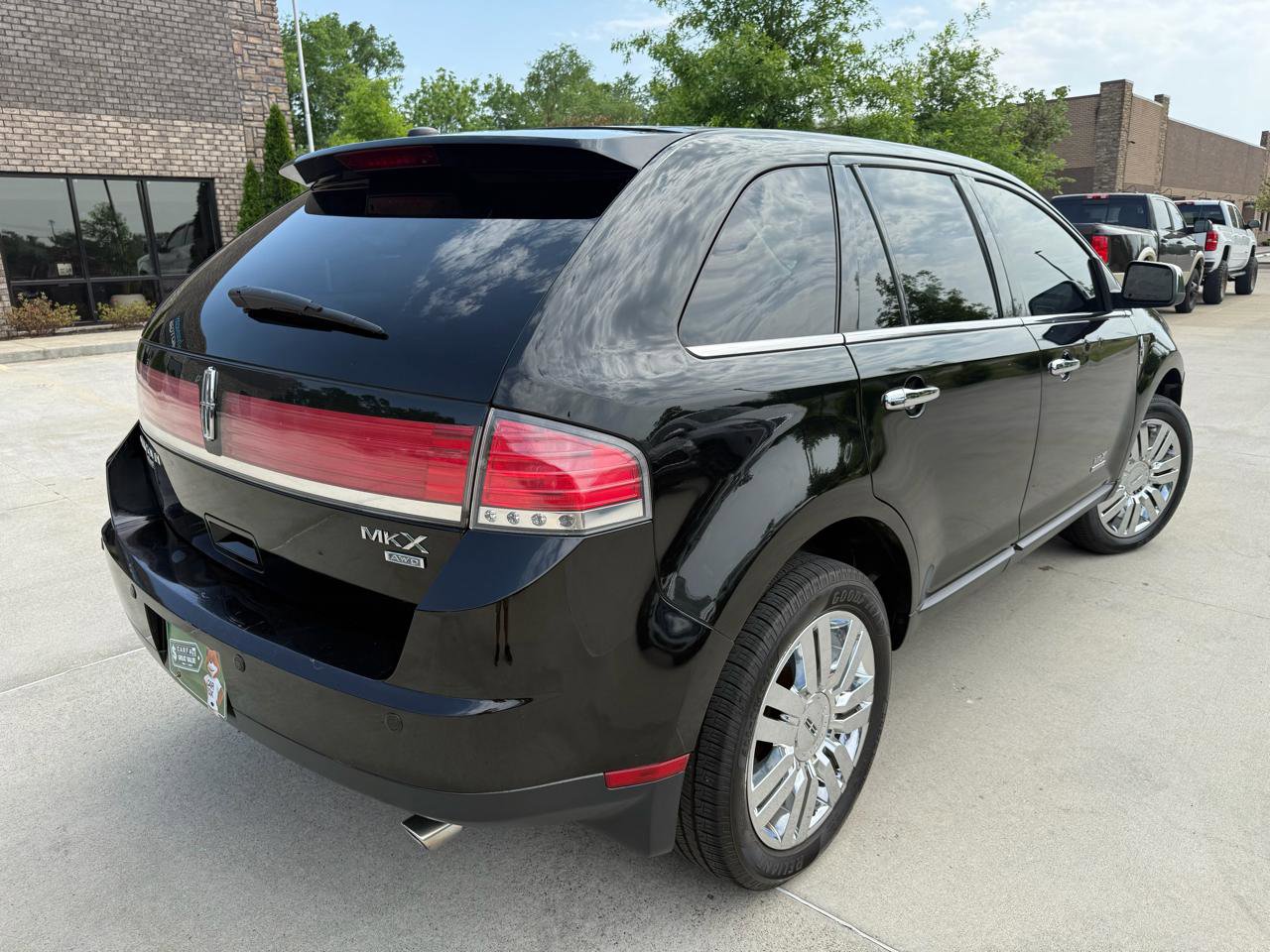 Used 2009 Lincoln MKX AWD image 4