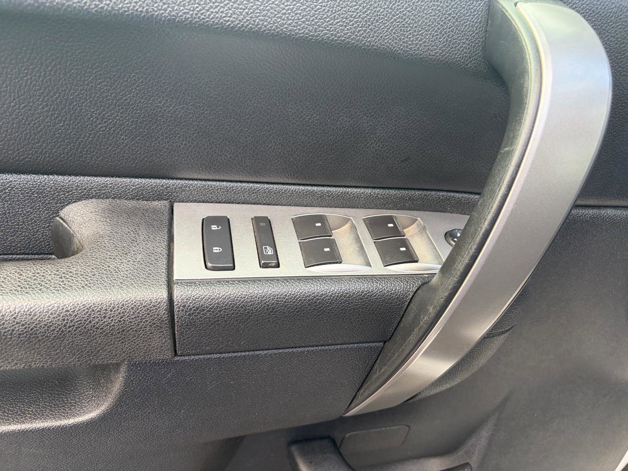 Used 2012 Chevrolet Silverado 2500 LT w/ Snow Plow Prep Package image 26