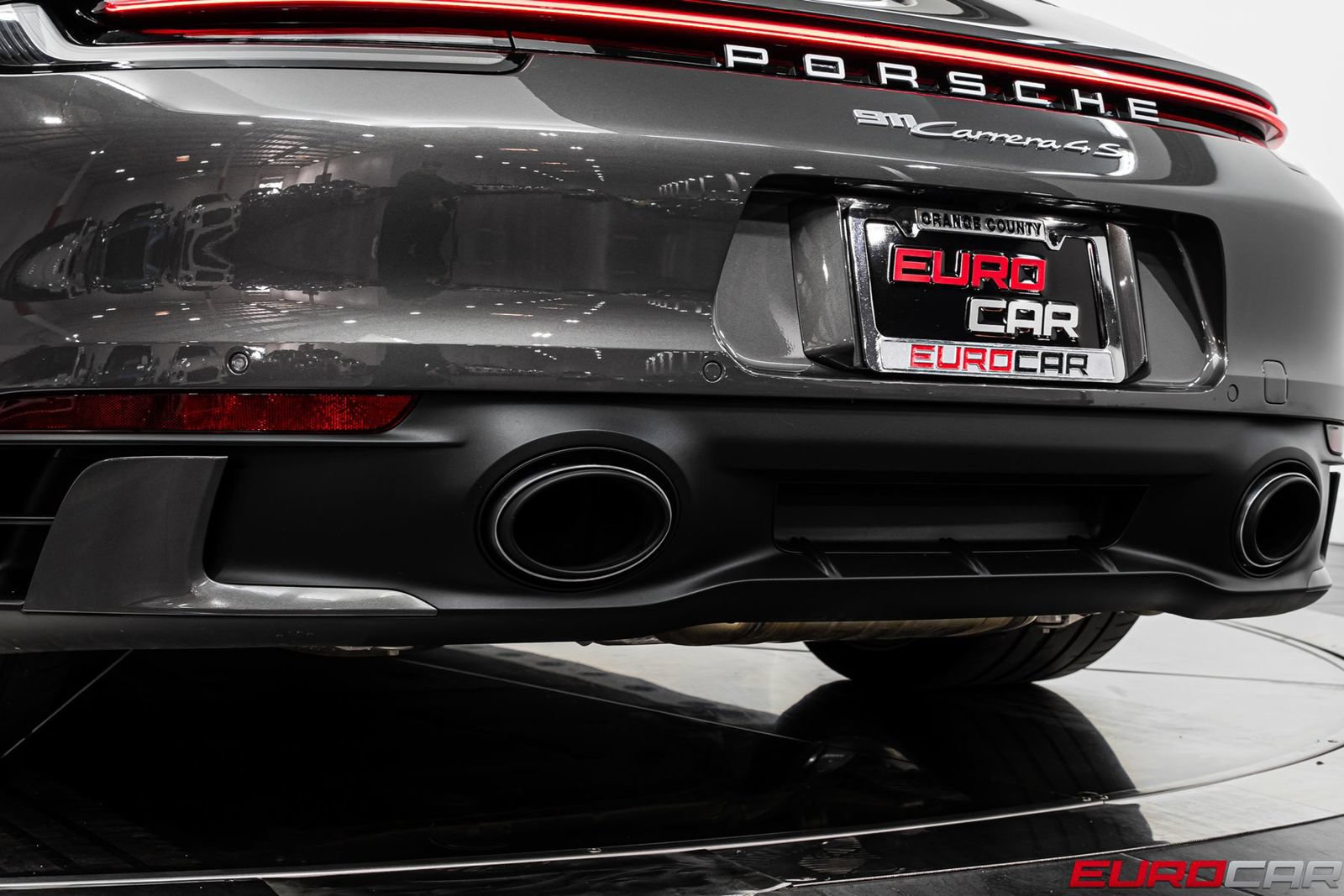 Used 2024 Porsche 911 Carrera 4S w/ Sportdesign Package AWD/4WD image 20