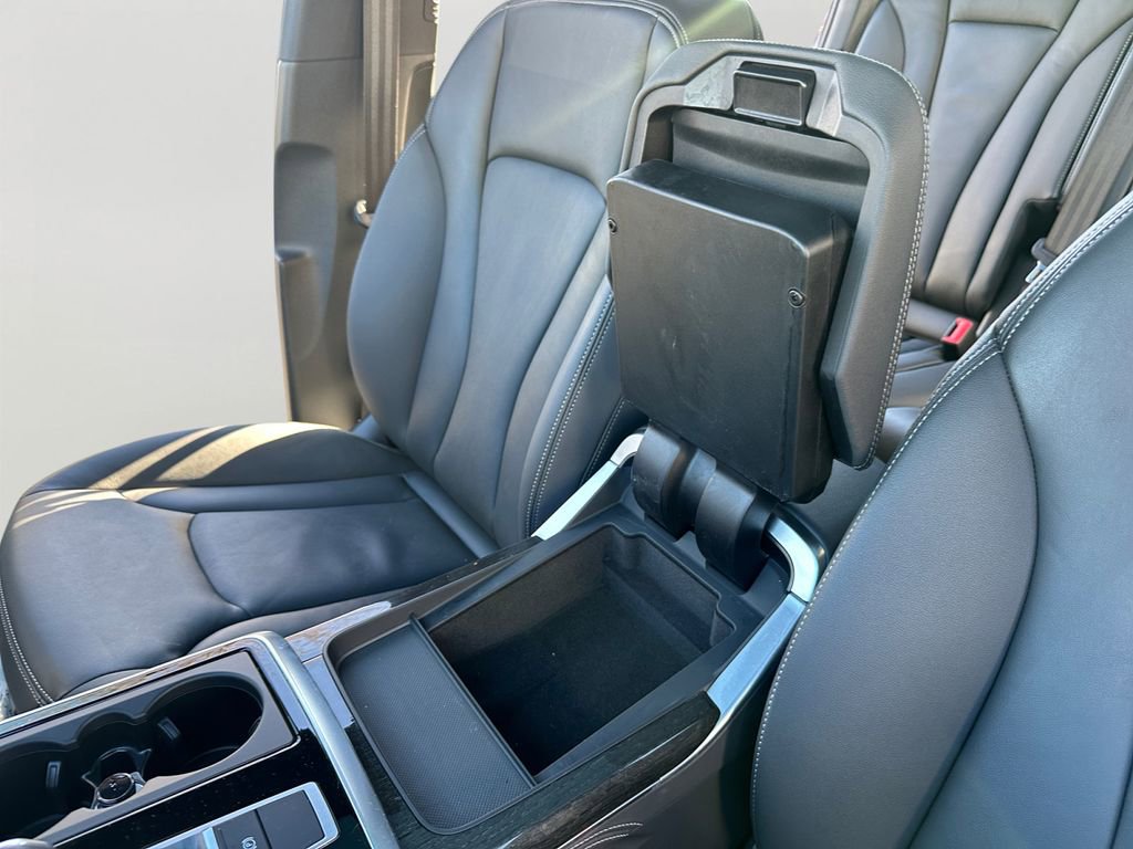 Used 2025 Audi Q7 3.0T Premium Plus image 19