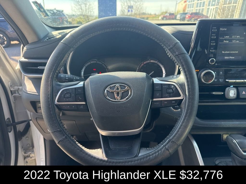Used 2022 Toyota Highlander XLE image 10