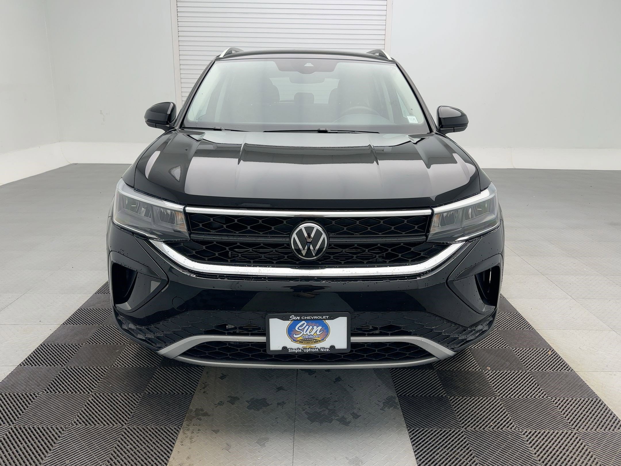 Used 2024 Volkswagen Taos SE image 6