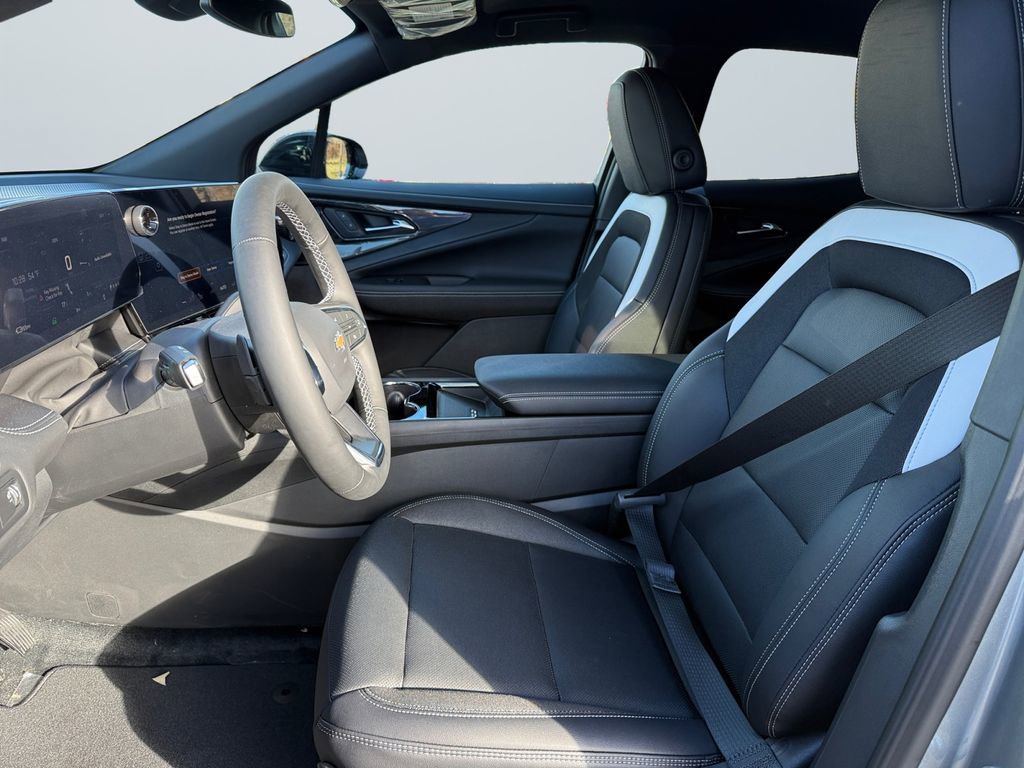 New 2026 Chevrolet Blazer EV LT image 9