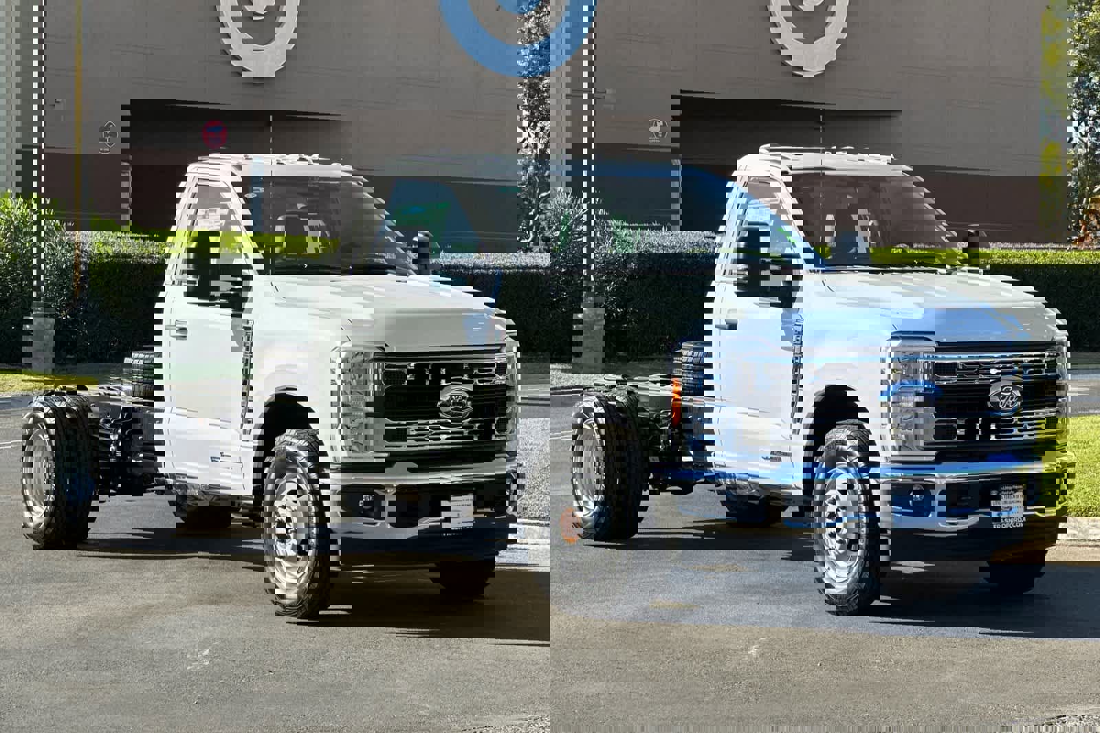 New 2024 Ford F350 XL w/ XL Chrome Package image 7