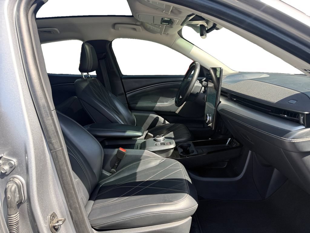 Used 2021 Ford Mustang Mach-E California Route 1 RWD image 15