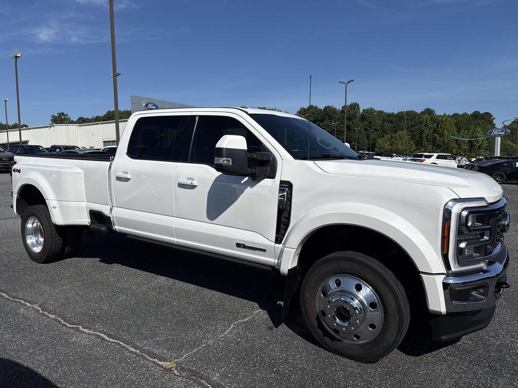 Used 2023 Ford F450 Lariat AWD/4WD image 8