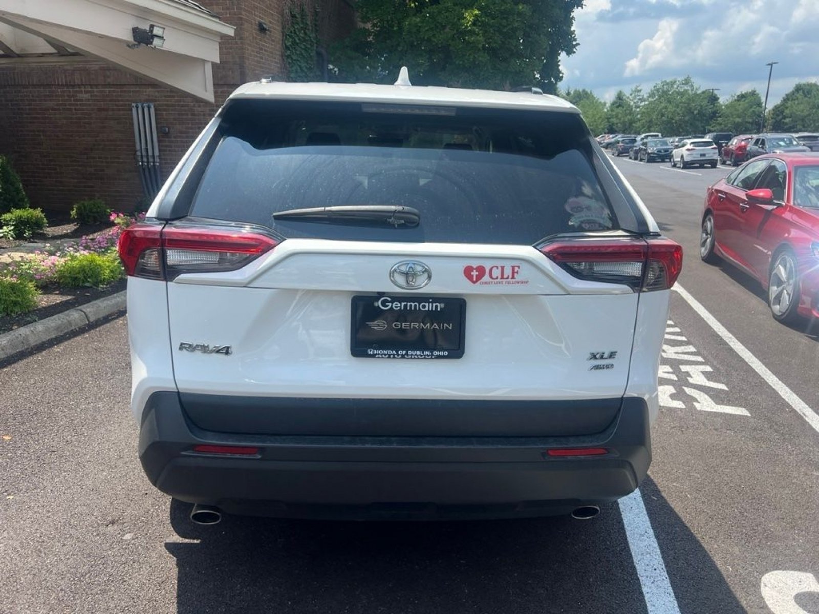 Used 2022 Toyota RAV4 XLE w/ XLE Grade Weather Package AWD/4WD image 6