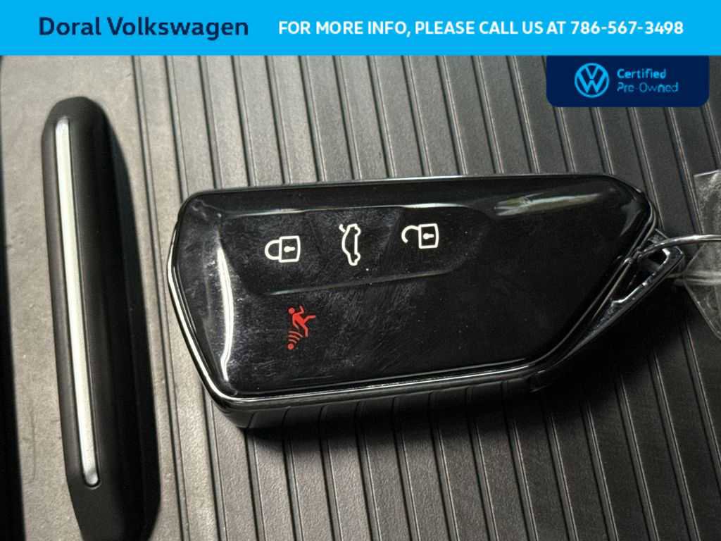 Certified 2022 Volkswagen ID.4 Pro S AWD/4WD image 28