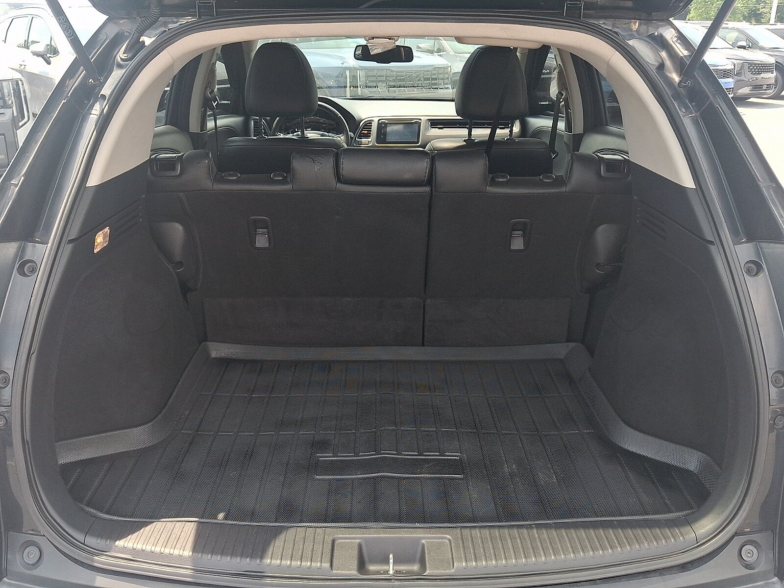 Used 2017 Honda HR-V EX-L image 28