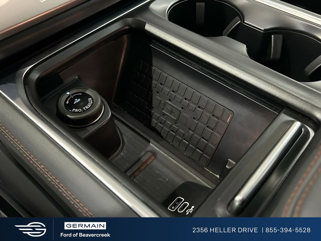 Certified 2025 Ford Expedition Active image 24