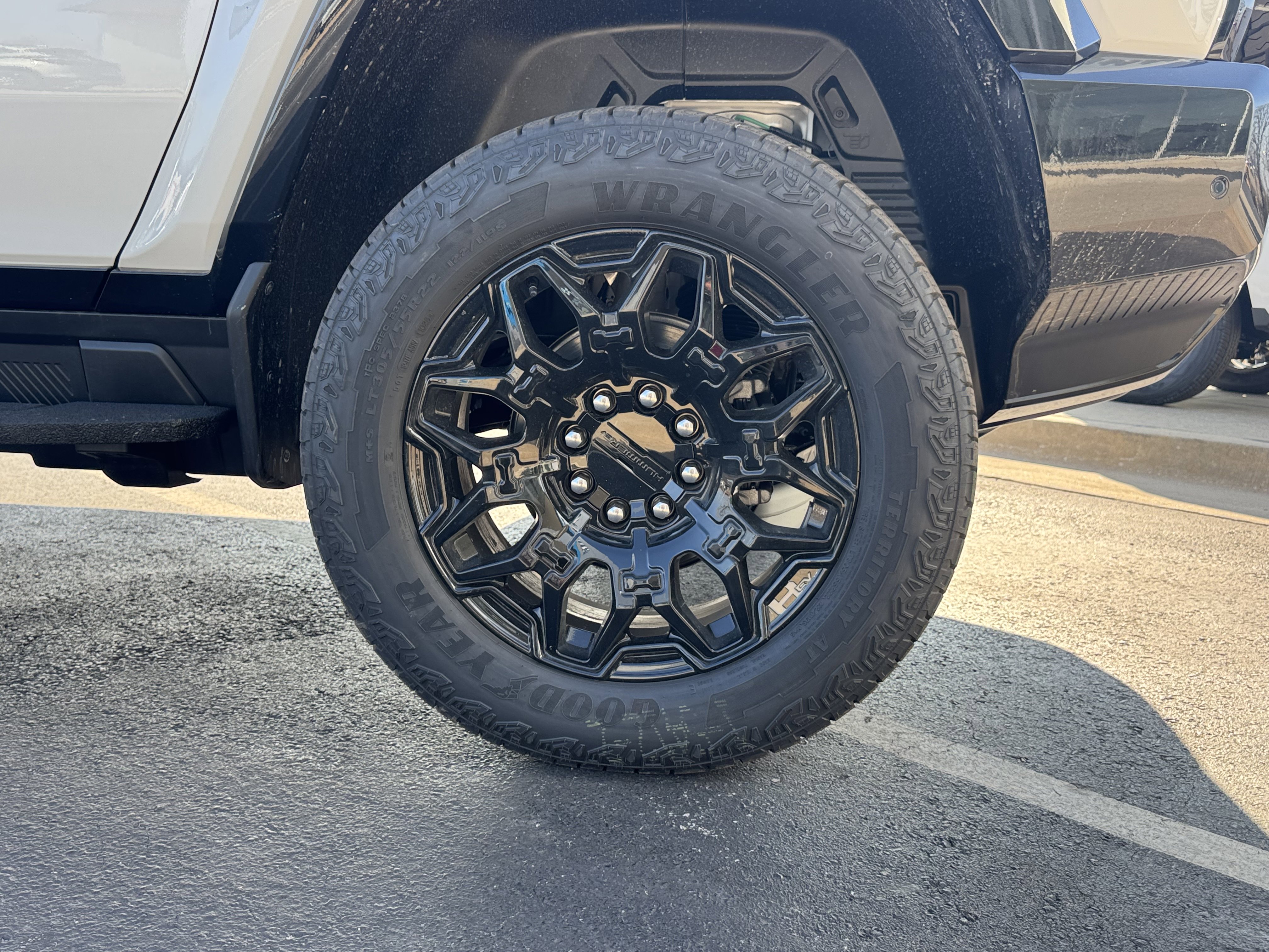 New 2026 GMC Hummer EV SUV AWD/4WD image 5