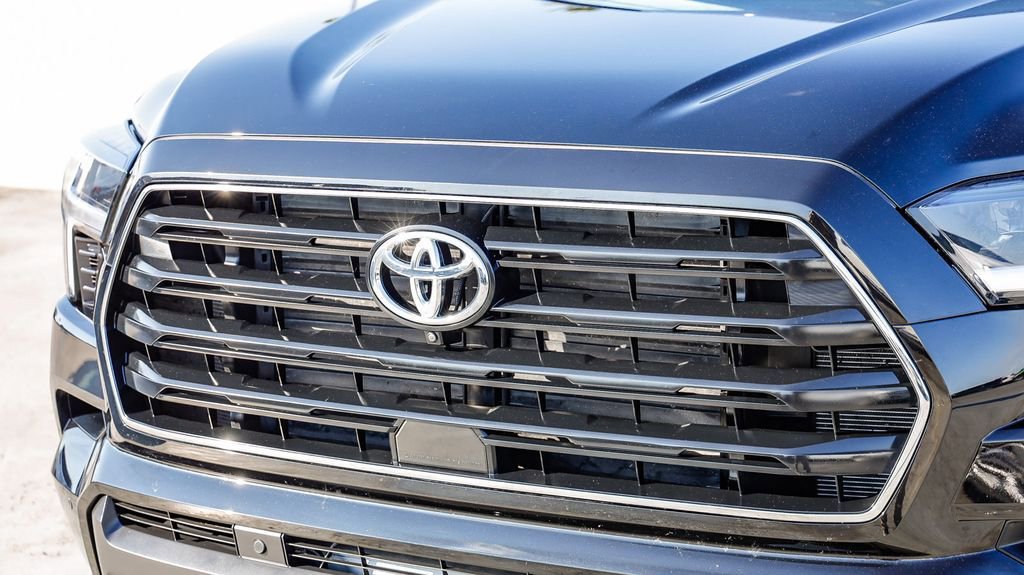 Used 2025 Toyota Sequoia SR5 image 6