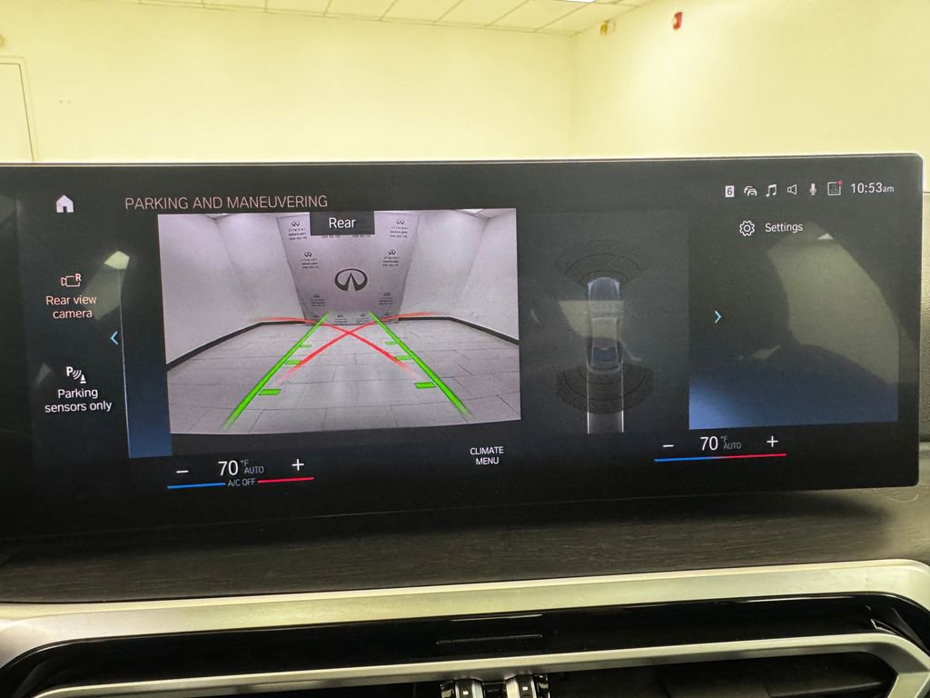 Used 2023 BMW 330i Sedan w/ Driving Assistance Package image 19