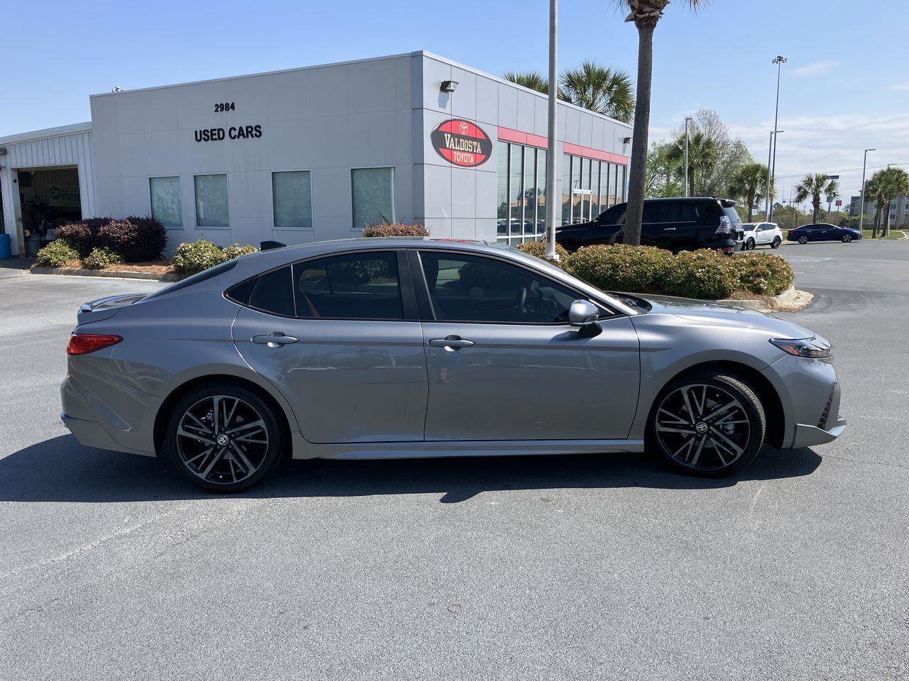 Used 2025 Toyota Camry XSE w/ Premium Plus Package image 6