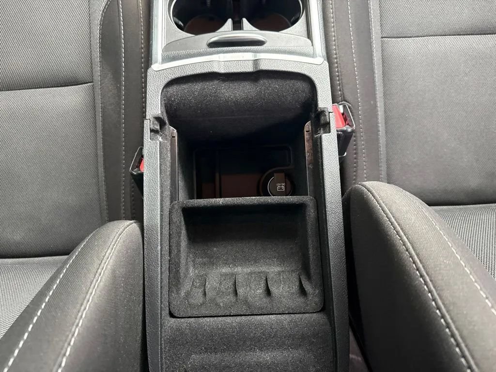 Used 2018 Dodge Charger R/T RWD image 32