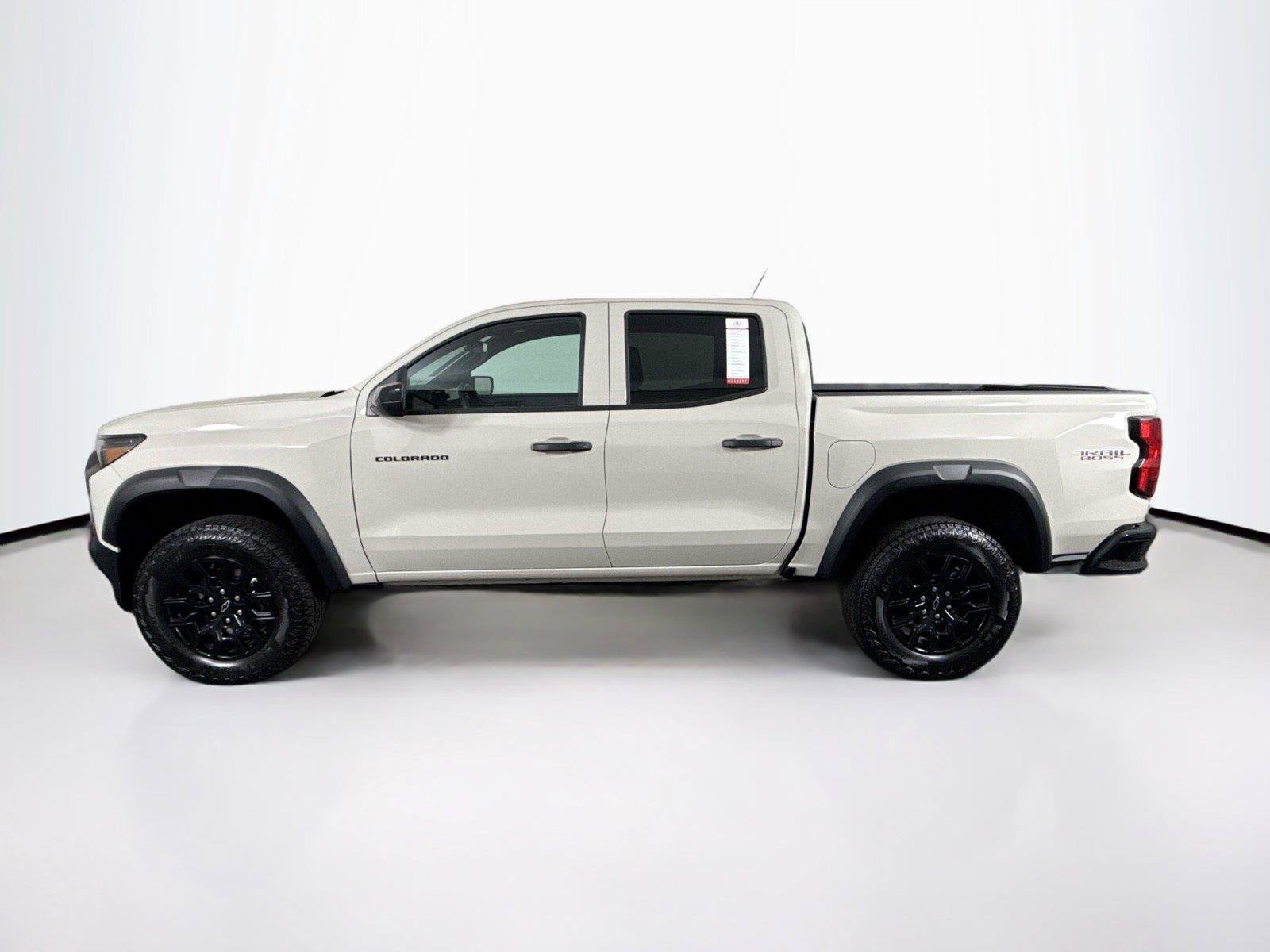Used 2026 Chevrolet Colorado Trail Boss AWD/4WD image 13