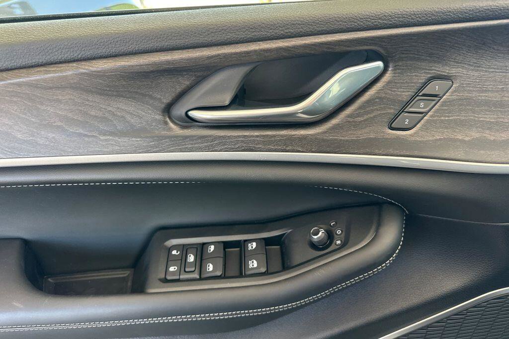 New 2026 Jeep Grand Cherokee L Limited AWD/4WD image 11