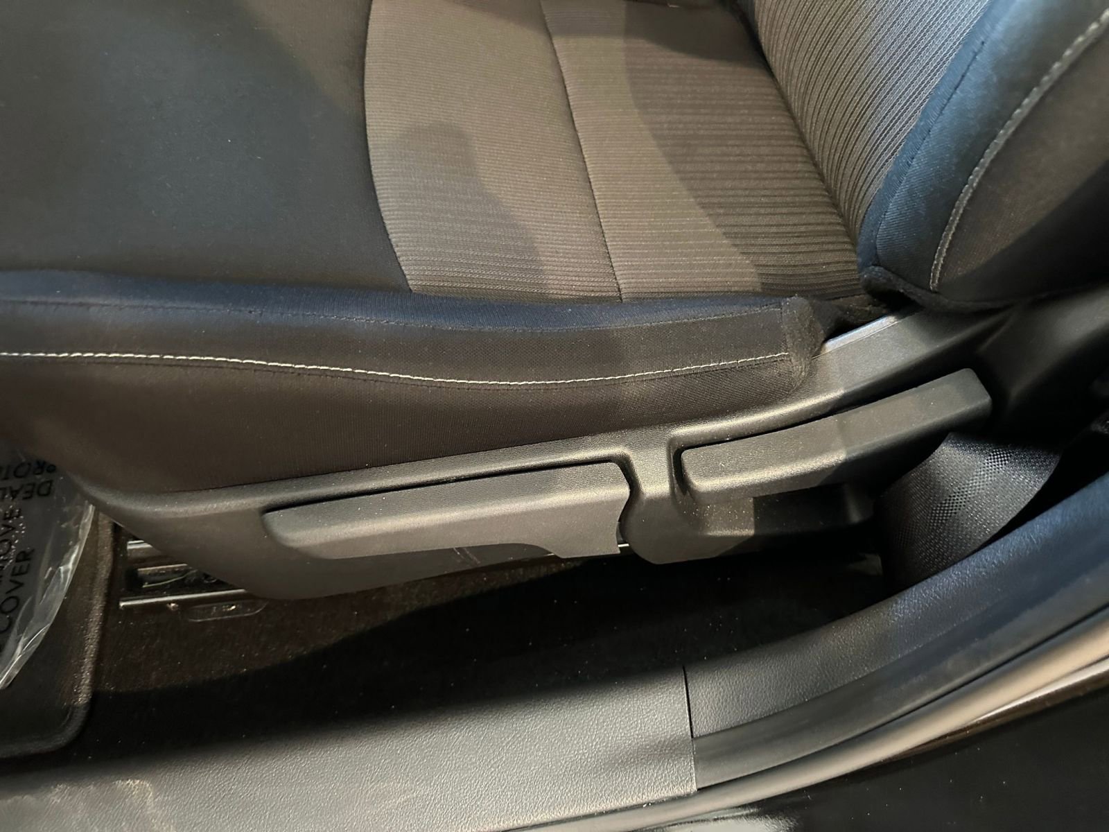 Used 2025 Nissan Sentra SV image 22