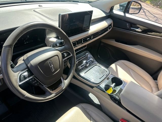 Used 2022 Lincoln Nautilus AWD w/ Premium Package image 38