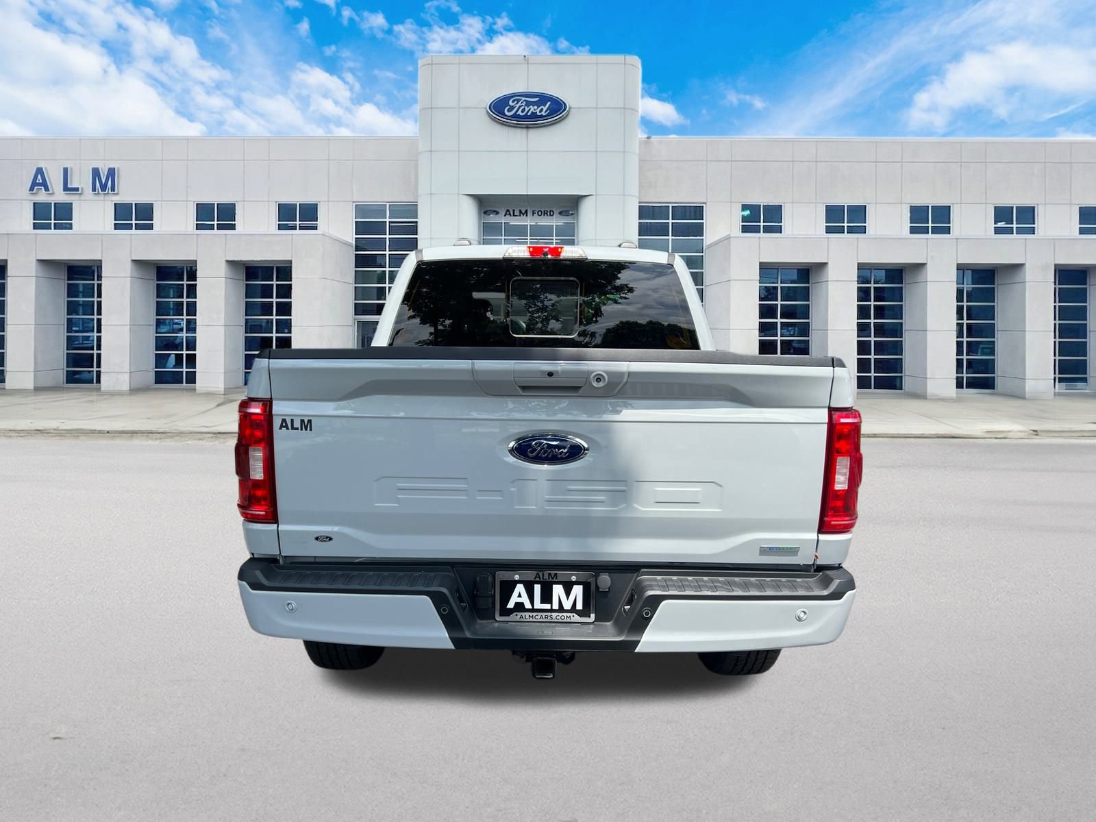 New 2023 Ford F150 XLT w/ Equipment Group 302A High image 6