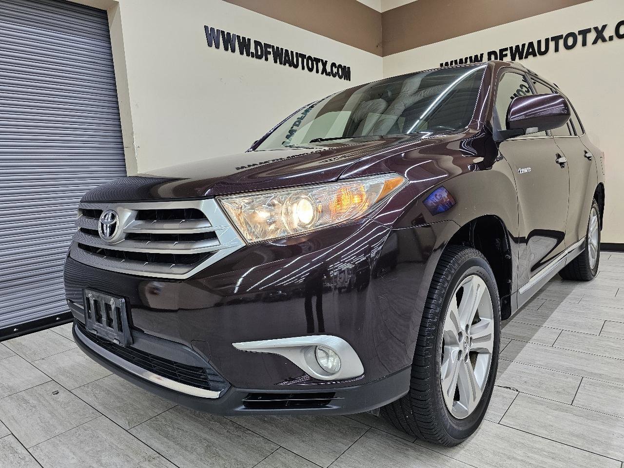 Used 2012 Toyota Highlander Limited FWD image 2