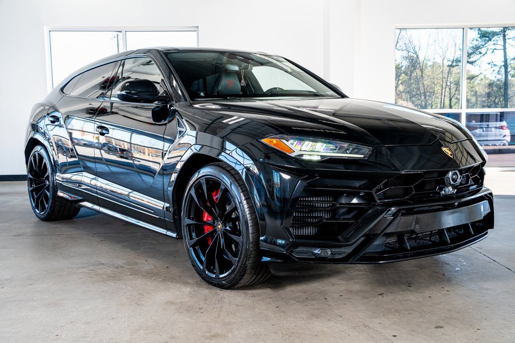 Used 2021 Lamborghini Urus image 4