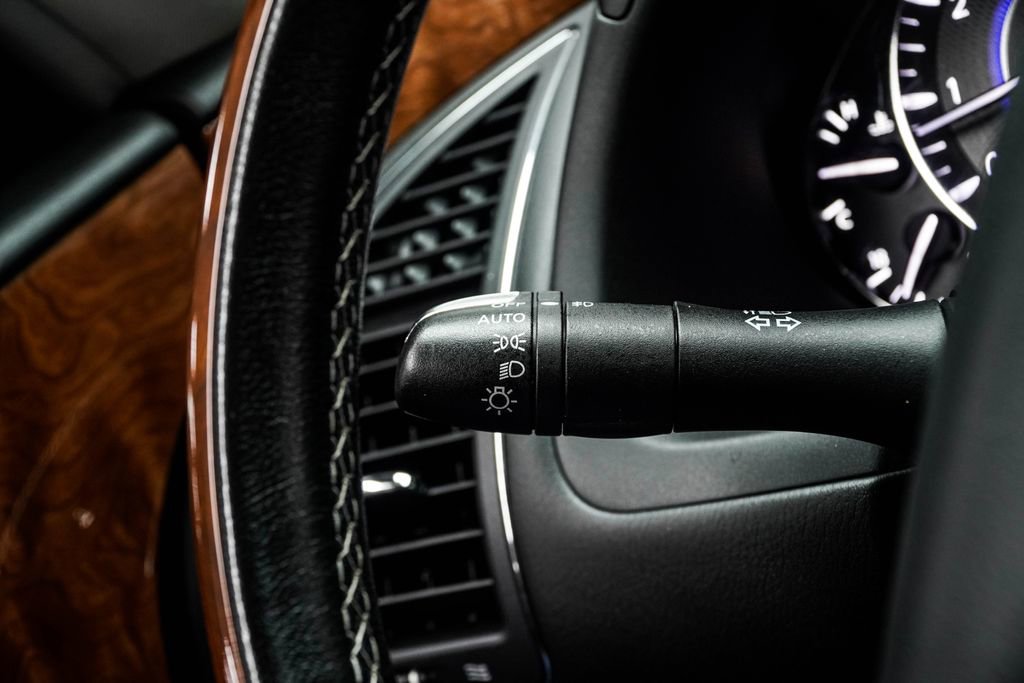 Used 2018 INFINITI QX80 4WD image 32