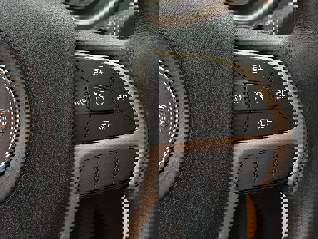 Used 2017 Jeep Cherokee Latitude image 18