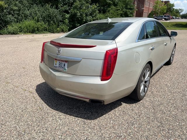 Used 2013 Cadillac XTS Luxury w/ Driver Awareness Package FWD image 17