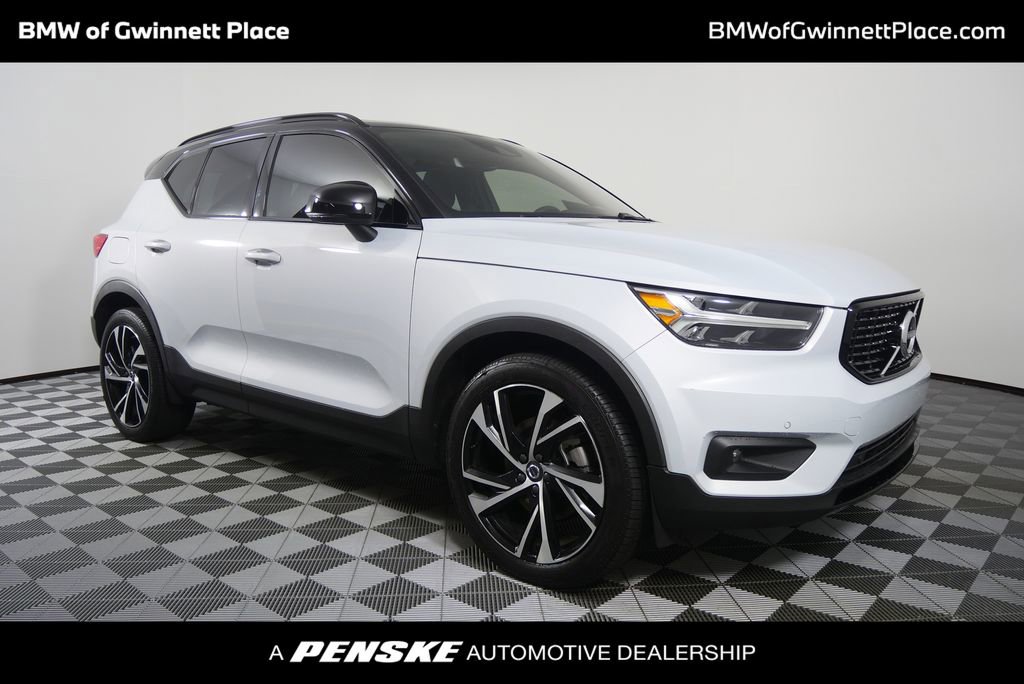 Used 2022 Volvo XC40 T4 R-Design w/ Protection Package Premier