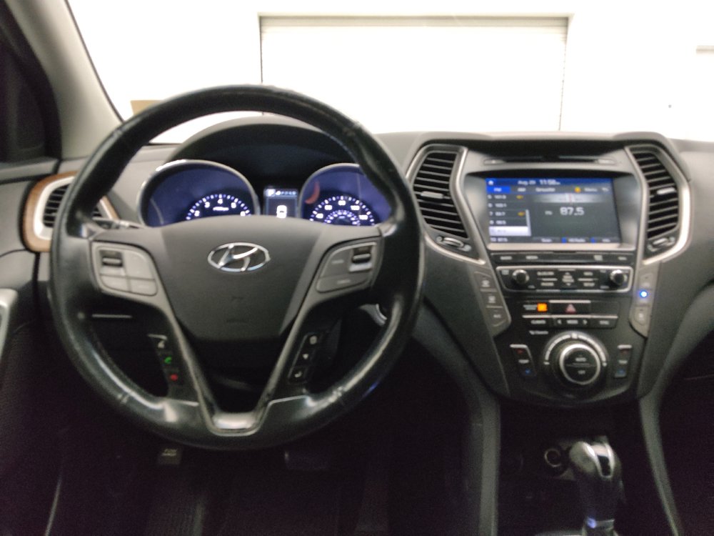 Used 2018 Hyundai Santa Fe Limited w/ Cargo Package FWD image 22