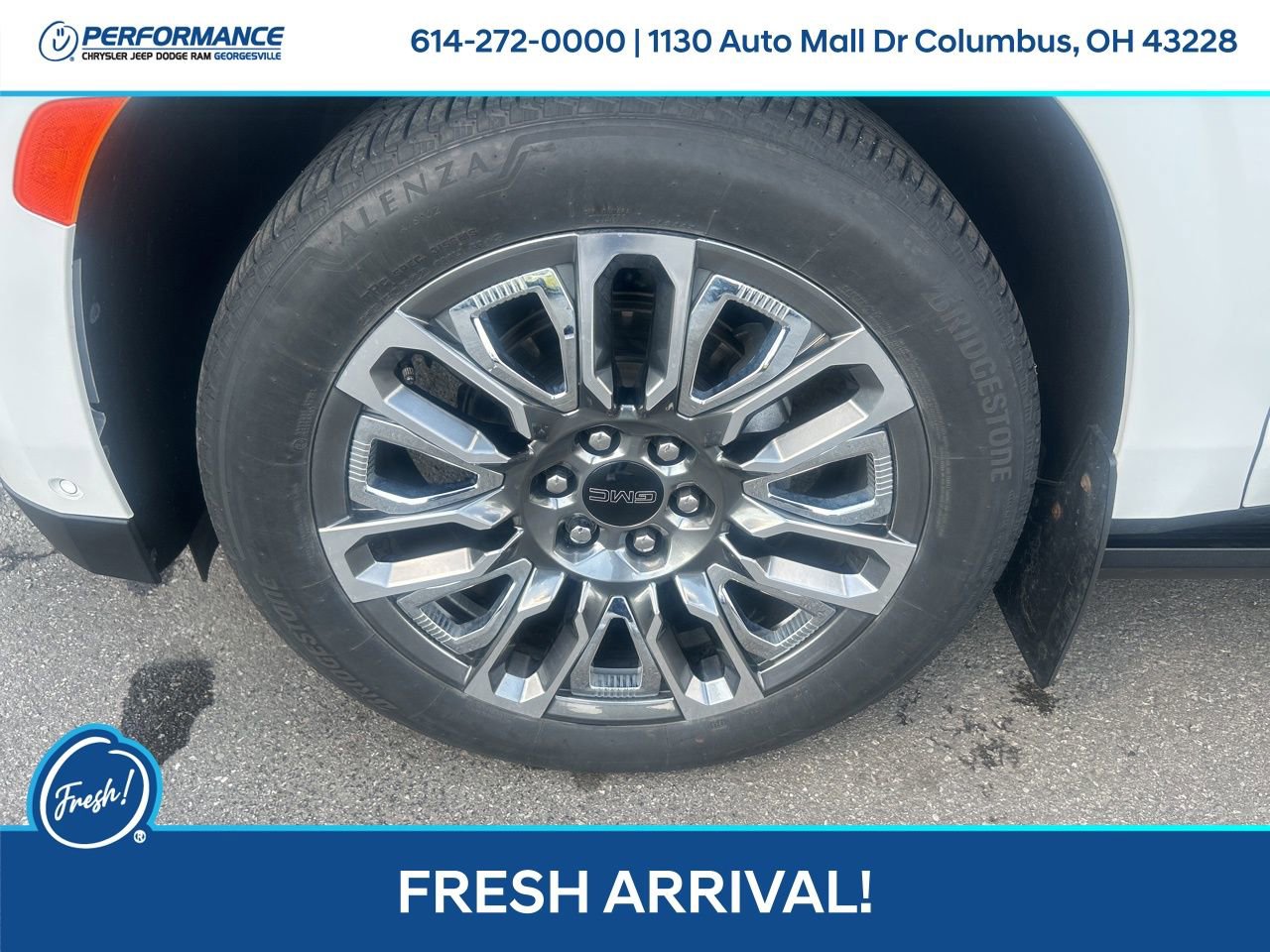 Used 2023 GMC Yukon Denali Ultimate image 10