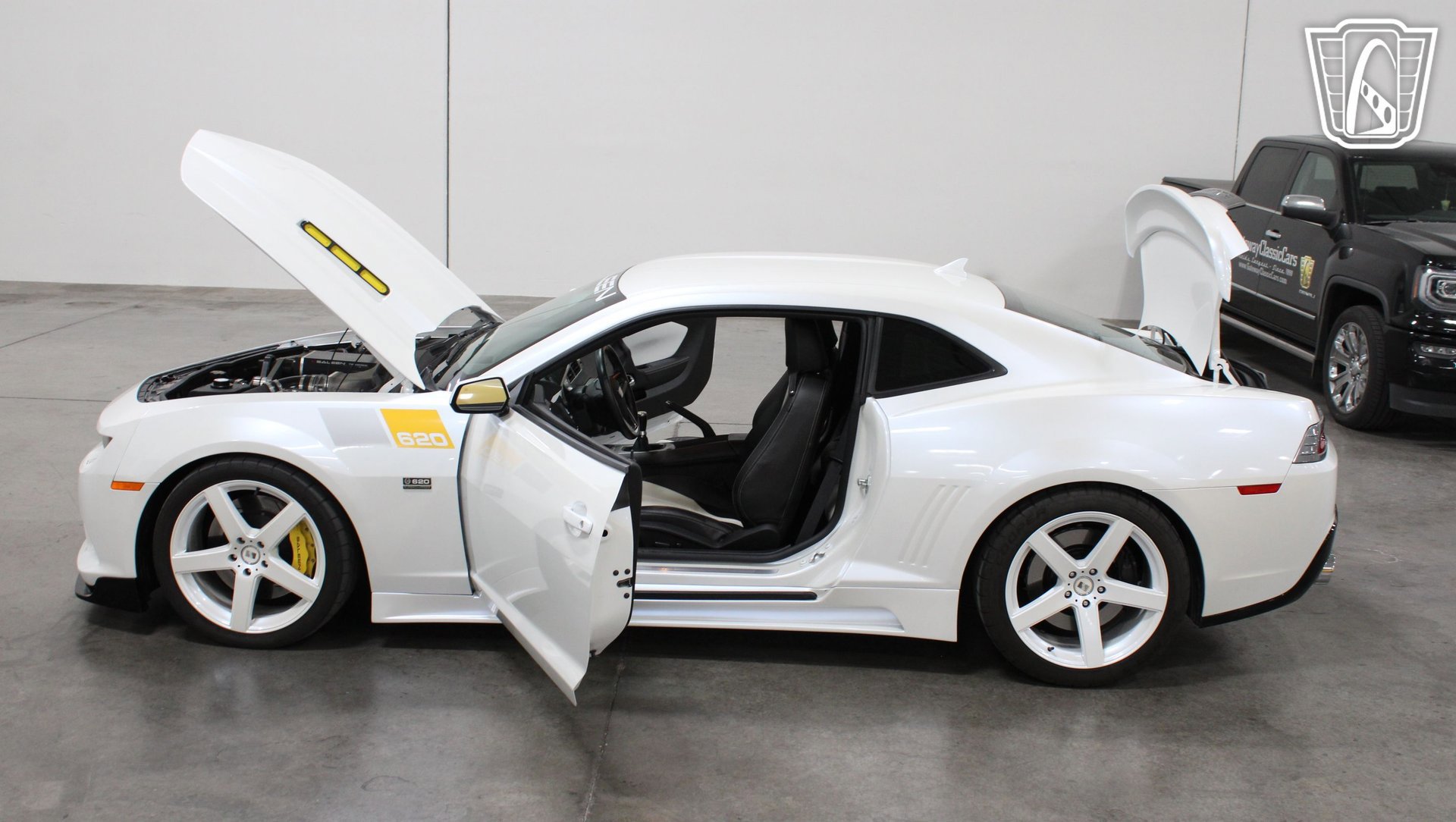 Used 2014 Chevrolet Camaro SS w/ RS Package RWD image 27