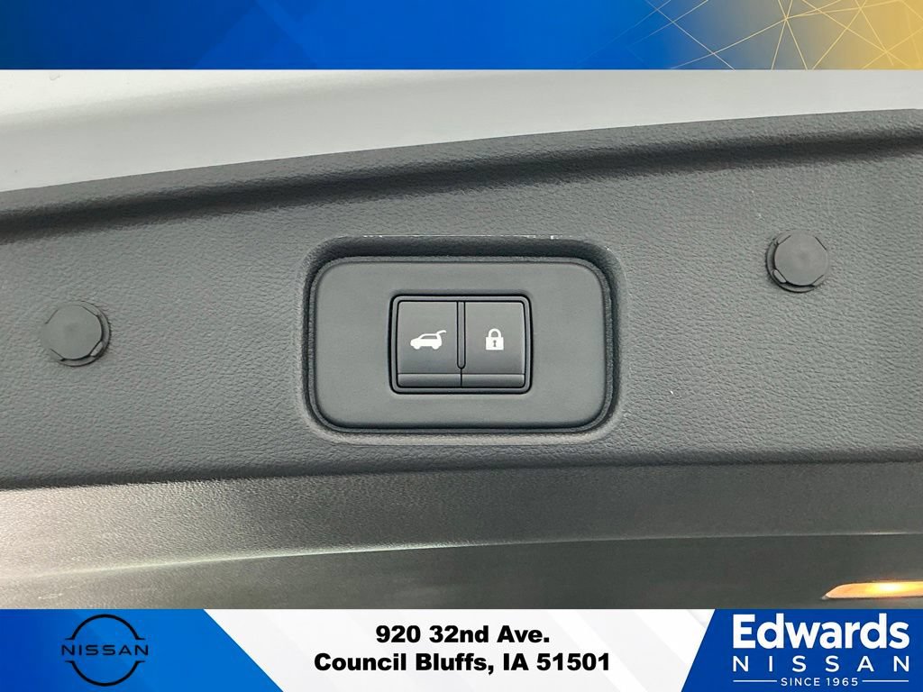 New 2026 Nissan Pathfinder Platinum AWD/4WD image 12