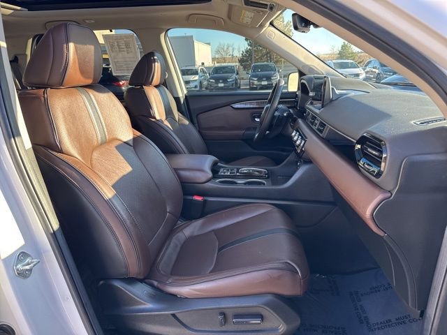 Used 2025 Honda Pilot Elite image 10