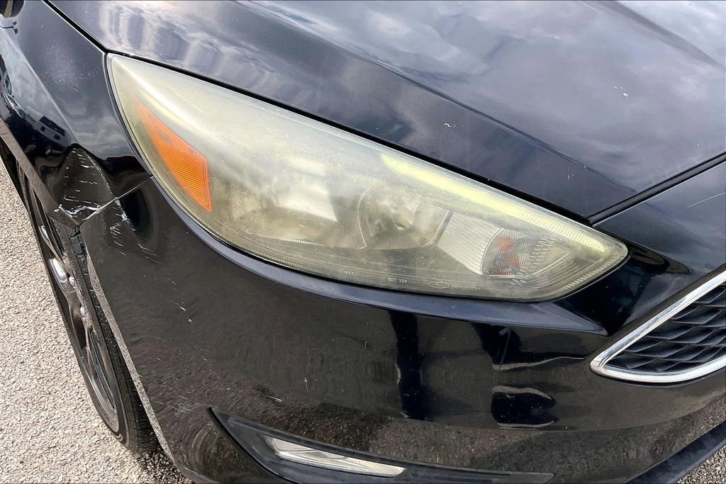 Used 2016 Ford Focus SE w/ Equipment Group 201A image 32