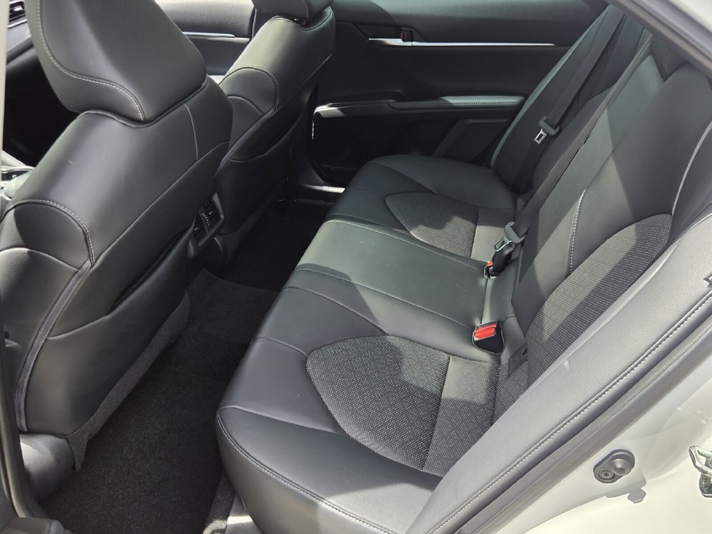 Used 2022 Toyota Camry XSE w/ Navigation Package FWD image 11