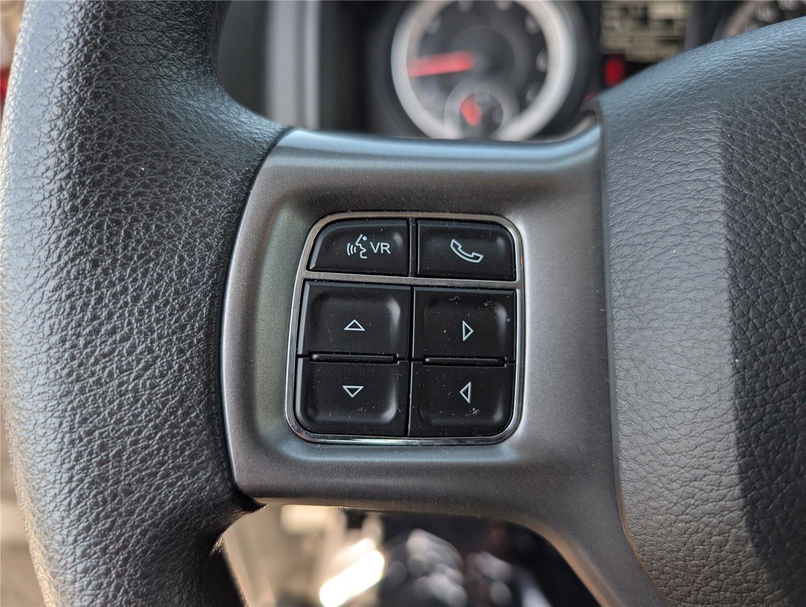 Used 2024 RAM 1500 Classic SLT AWD/4WD image 20