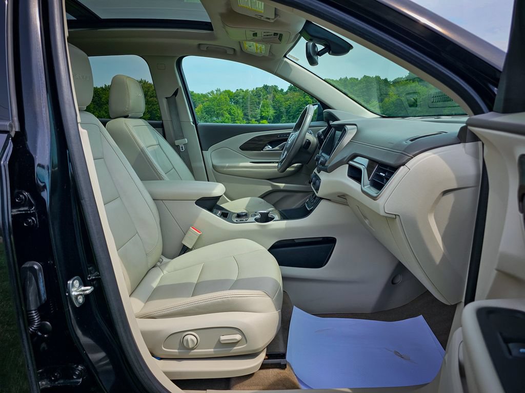 Used 2018 GMC Terrain Denali w/ Advanced Safety Package AWD/4WD image 45