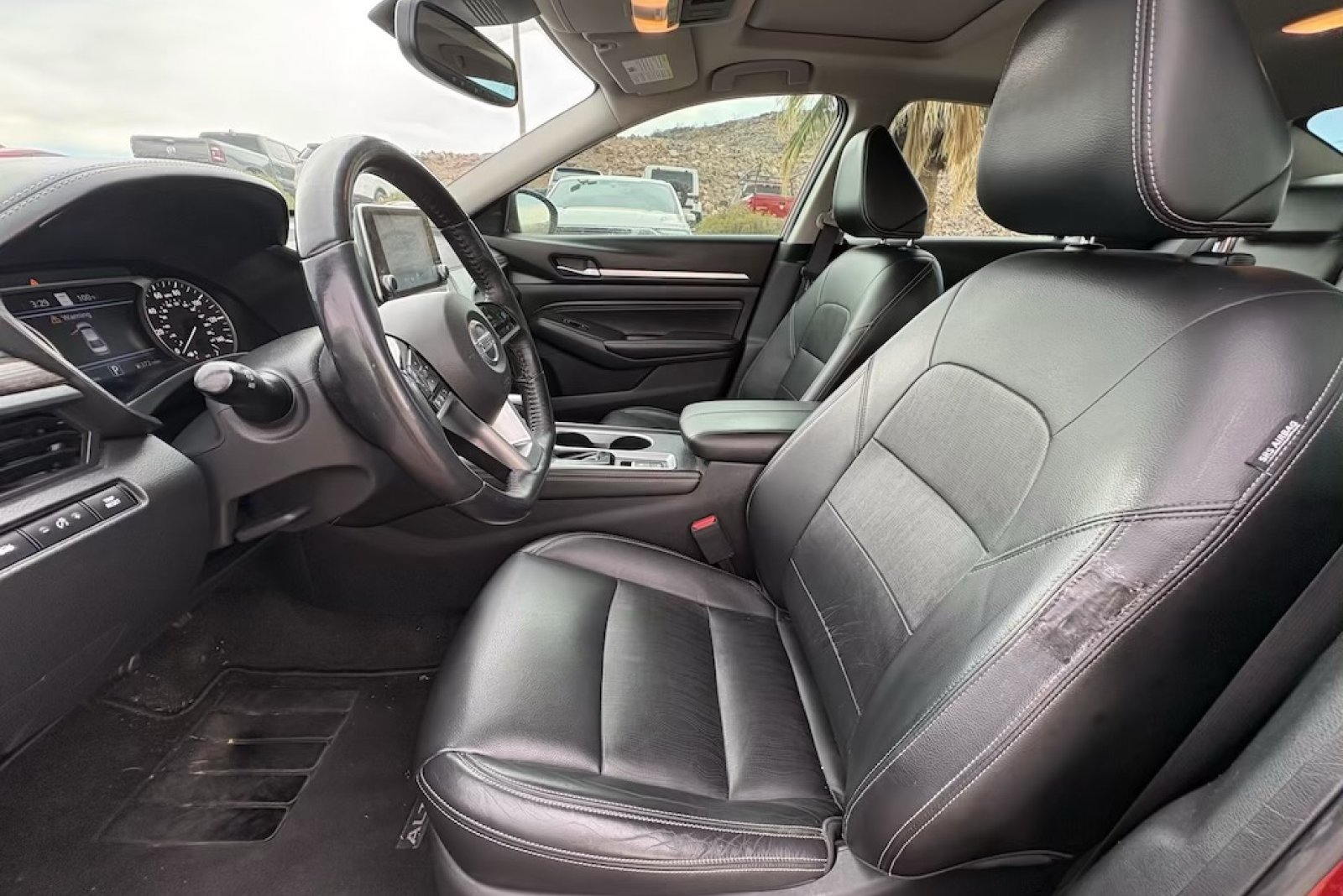Used 2019 Nissan Altima 2.5 Platinum FWD image 9