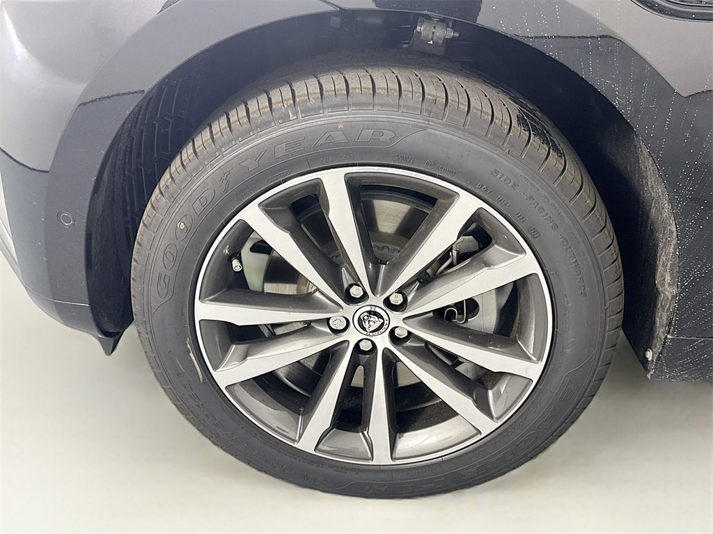 New 2026 Jaguar F-PACE R-Dynamic S image 31