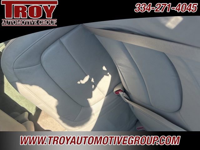 Used 2004 Cadillac De Ville w/ Equipment Group FWD image 19