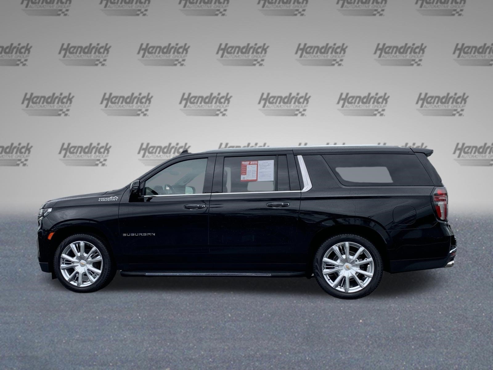 Used 2021 Chevrolet Suburban High Country AWD/4WD image 6