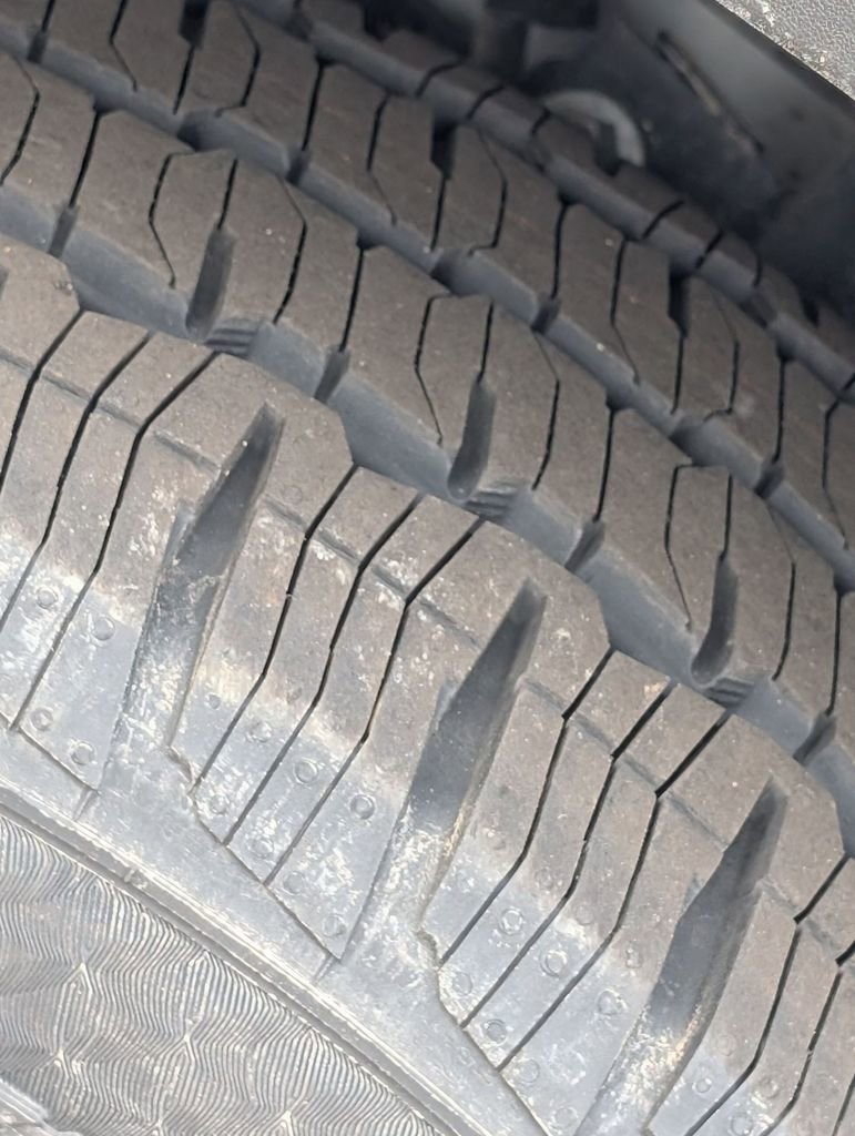 New 2026 Ford Transit 250 148 Medium Roof w/ Load Area Protection Package image 15