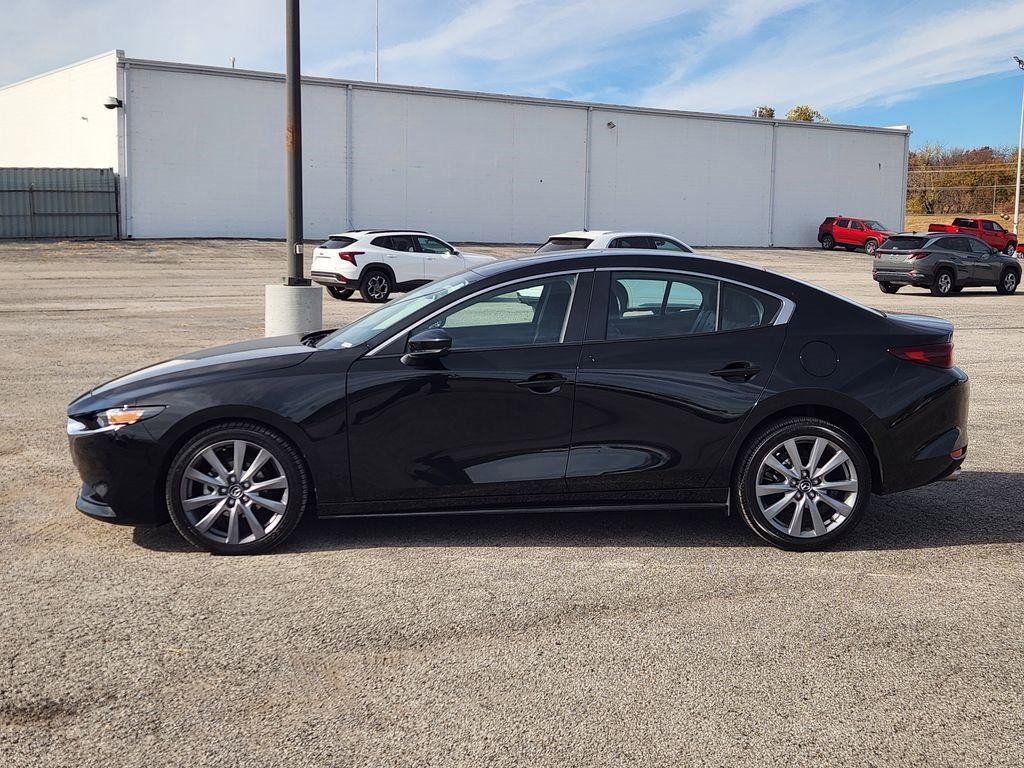 Used 2025 MAZDA MAZDA3 s image 4