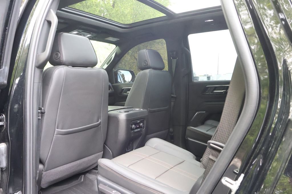 Used 2025 Chevrolet Tahoe High Country w/ Sun And Tow Package AWD/4WD image 48