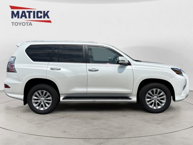 Used 2023 Lexus GX 460 Premium w/ Premium Package AWD/4WD image 8